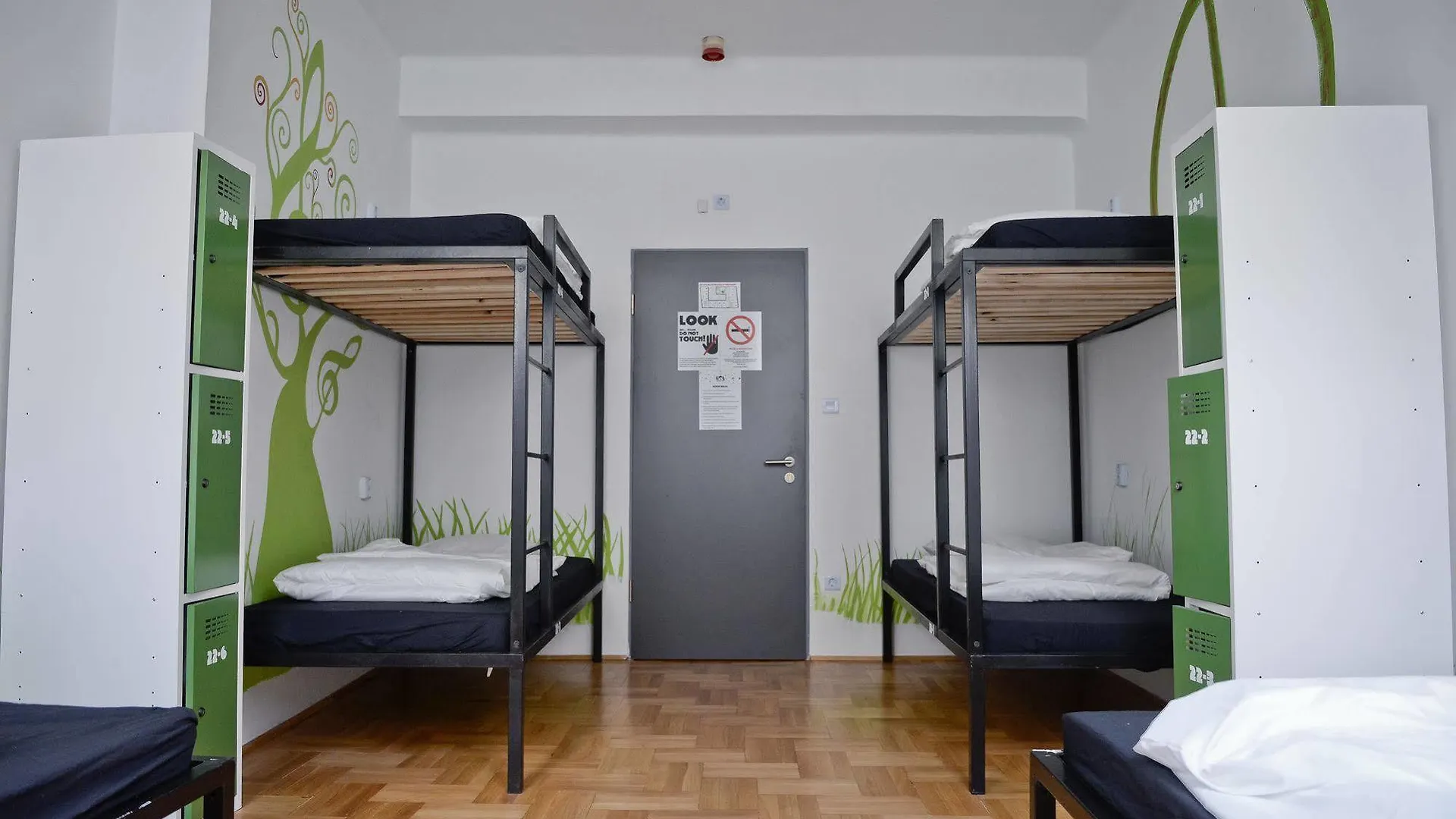 Lol Boutique Hostel City Center Budapest Hungary